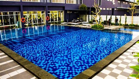Sertifikat, penghargaan, tanda, atau dokumen yang dipajang di hotel valore cimahi voucher tier aov 32 pilihan terbaik
